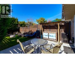 5 10145 Third St, Sidney, BC V8L3B5 Photo 22
