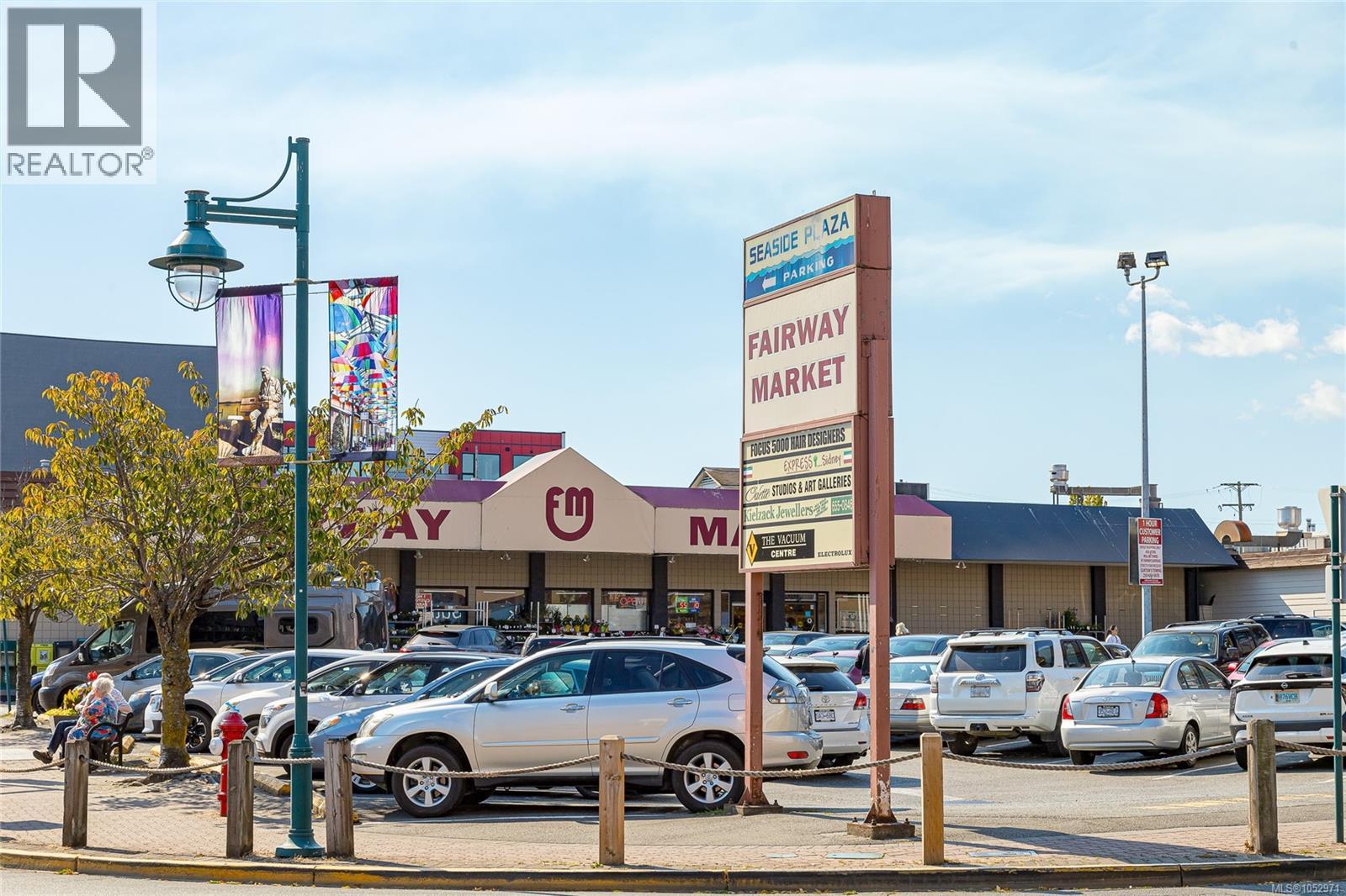 #5 10145 Third St - 28