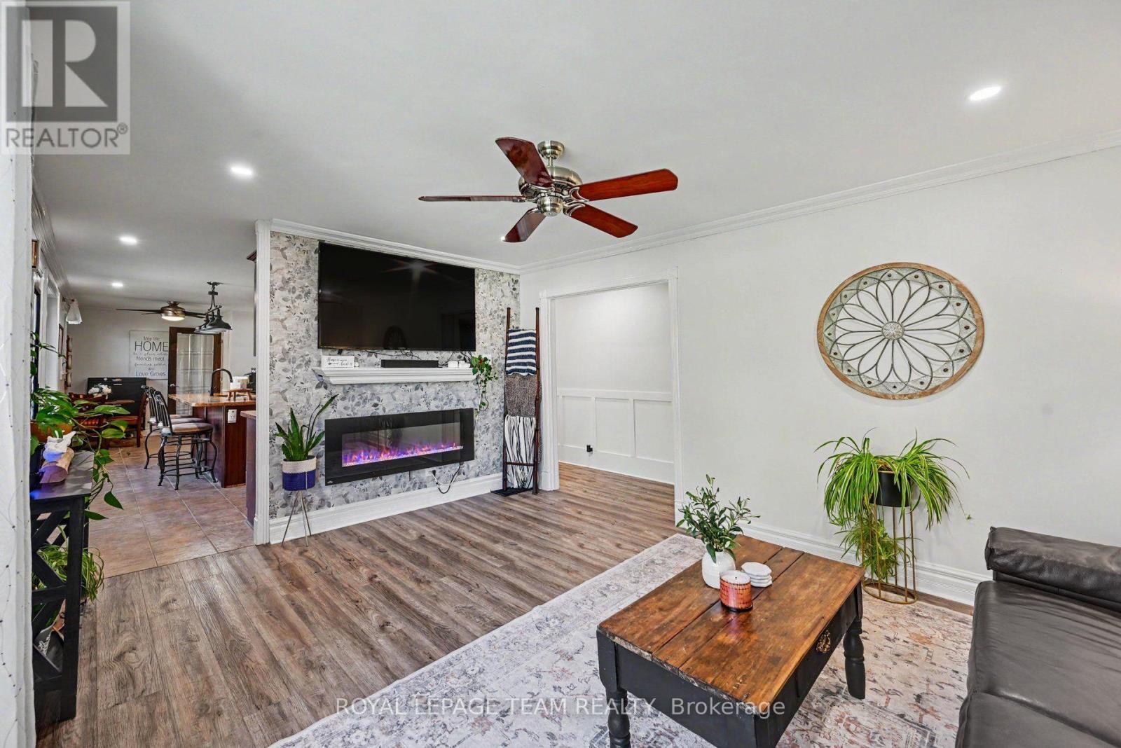 565 DUFFERIN STREET W, North Dundas — photo 10