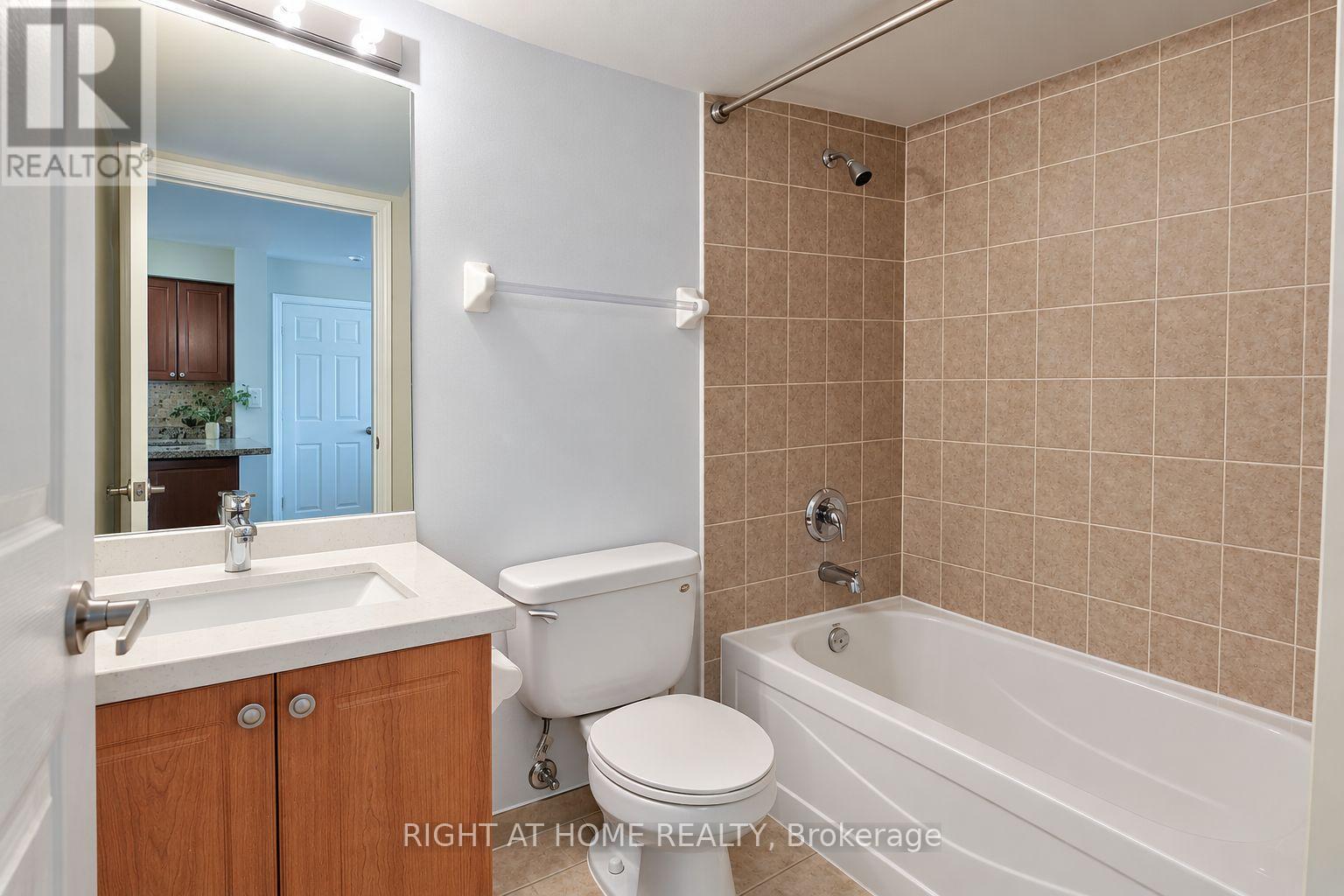 1612- 68 Grangeway Avenue, Toronto, ON photo 27