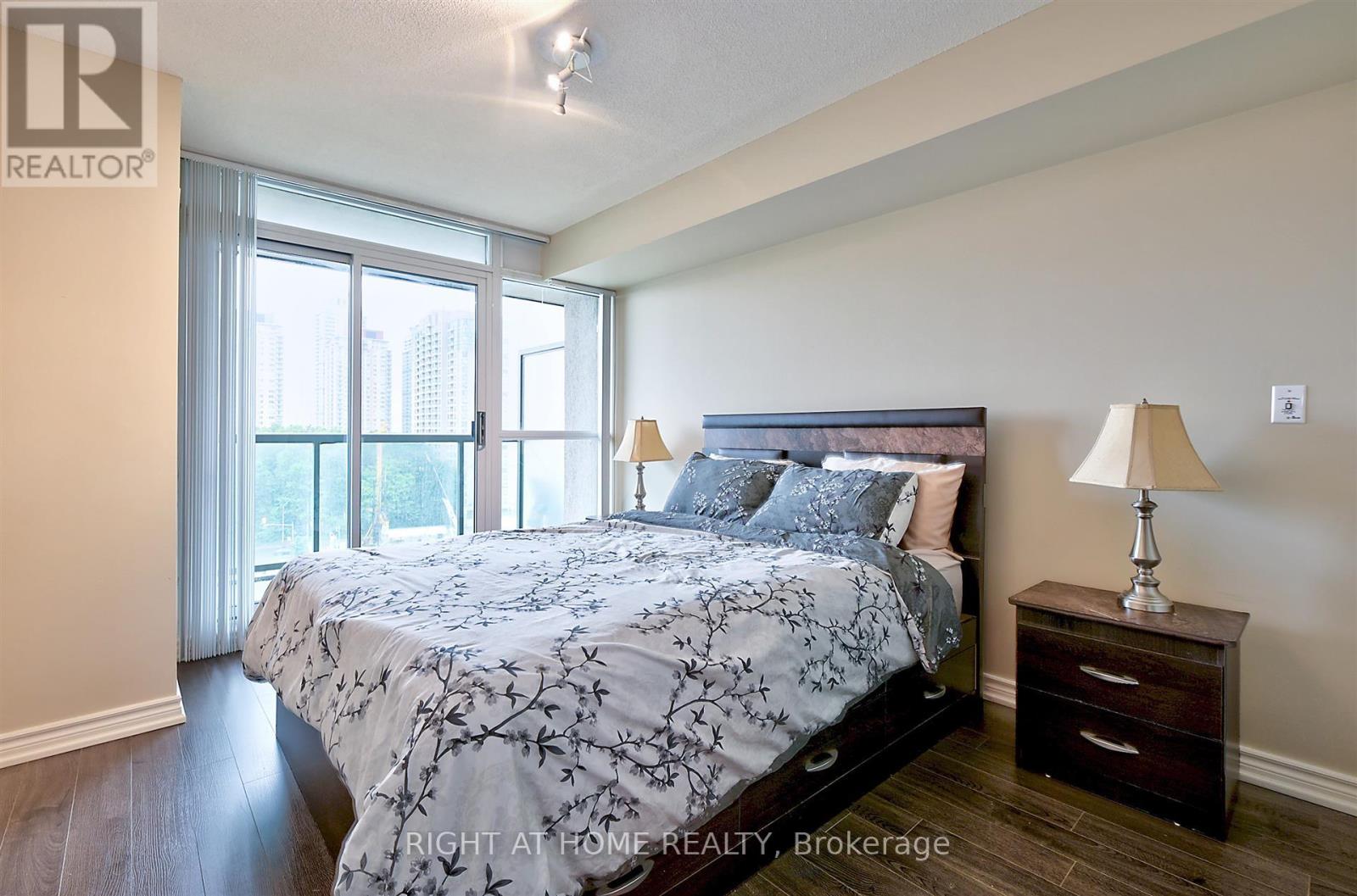 1612- 68 Grangeway Avenue, Toronto, ON photo 9