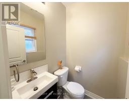 1 Fairhead Mews, Toronto, ON M4E3Y4 Photo 14