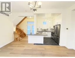 1 Fairhead Mews, Toronto, ON M4E3Y4 Photo 6