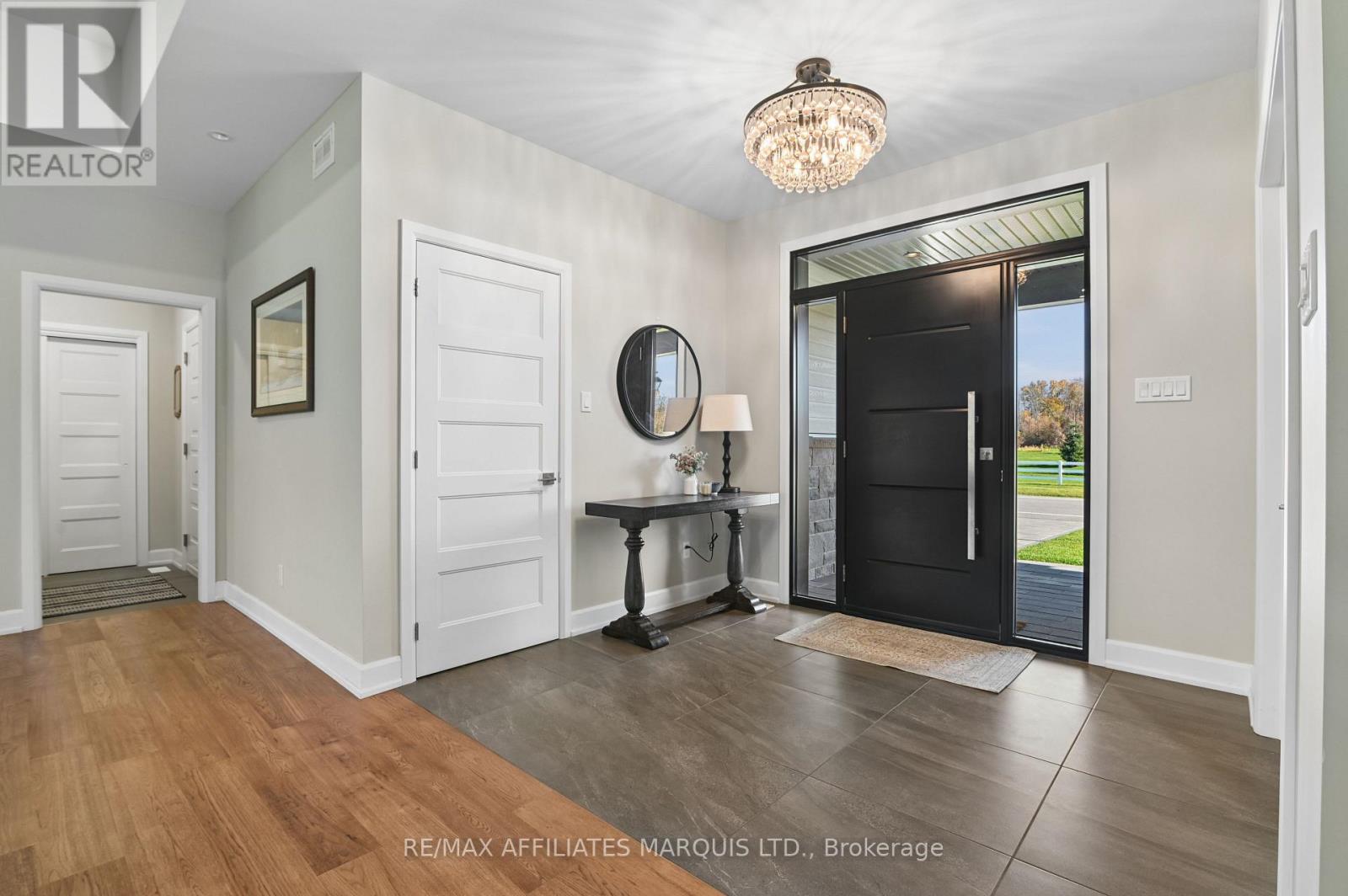 18163 ST LAURENT BOULEVARD, South Glengarry — photo 4