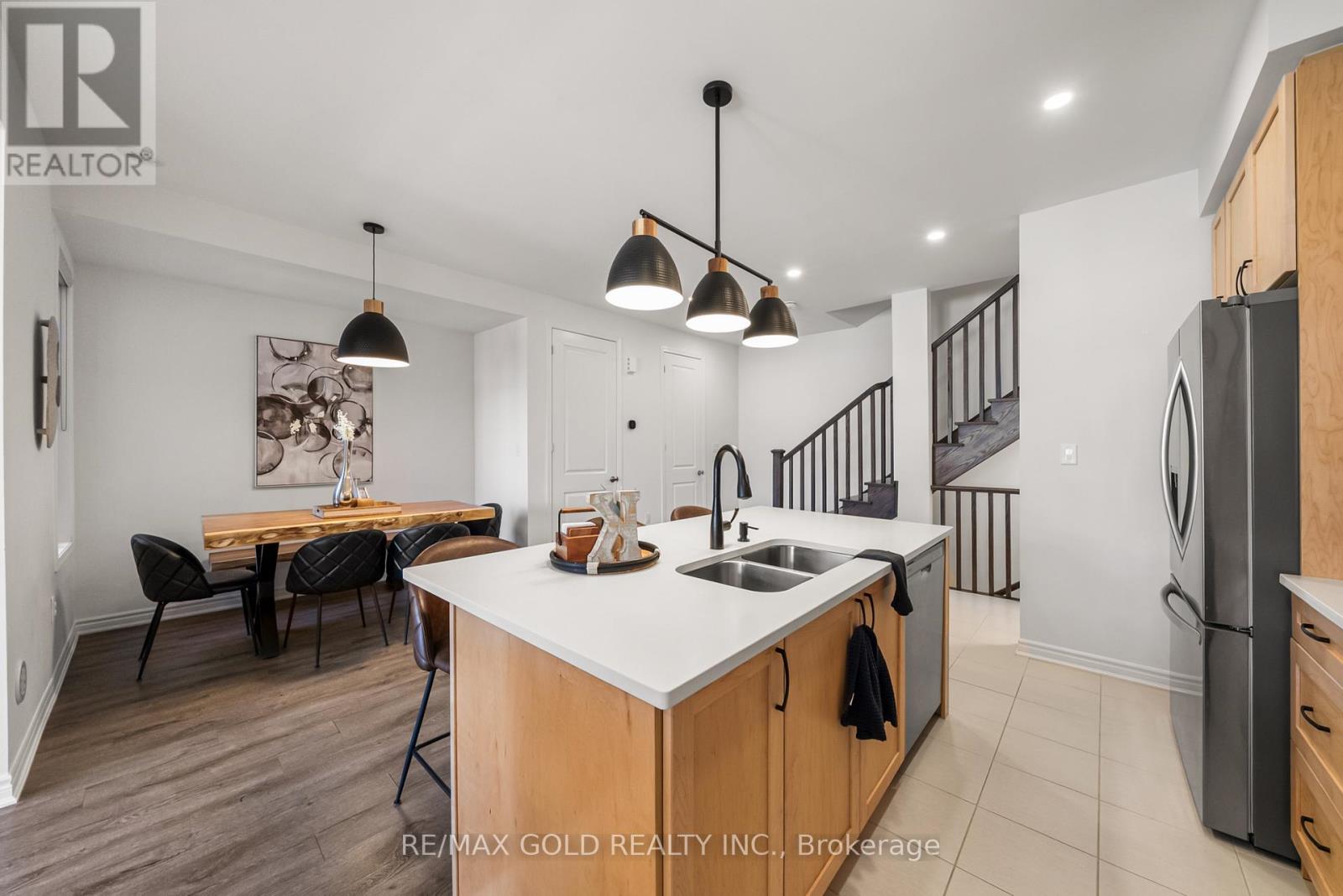 41 Keppel Circle, Brampton, ON photo 13