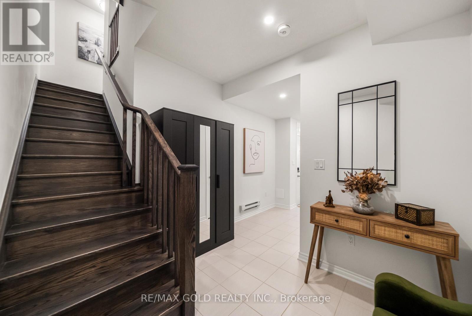 41 Keppel Circle, Brampton, ON photo 6