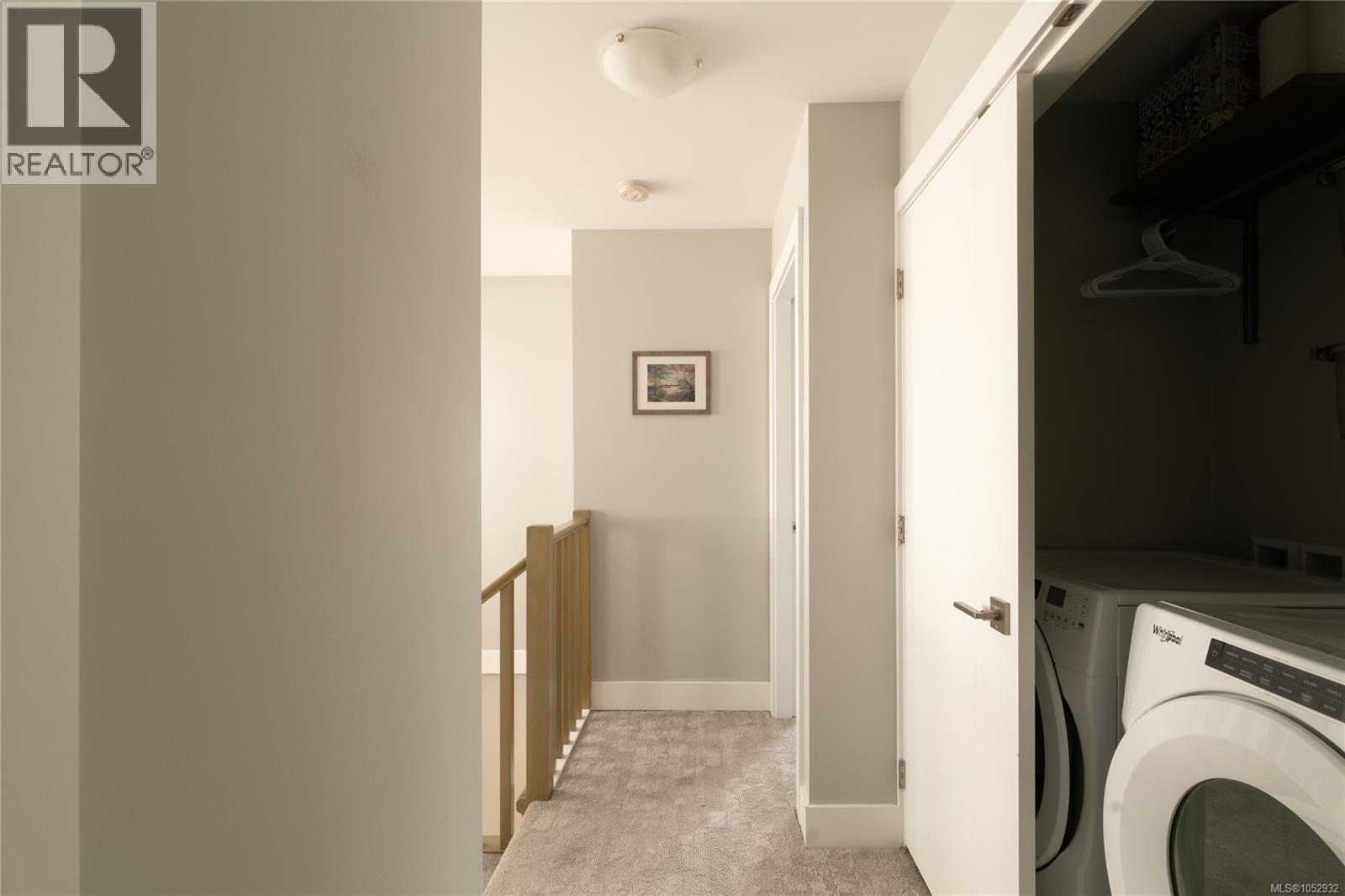 2 3031 Jackson St, Victoria - Image 1