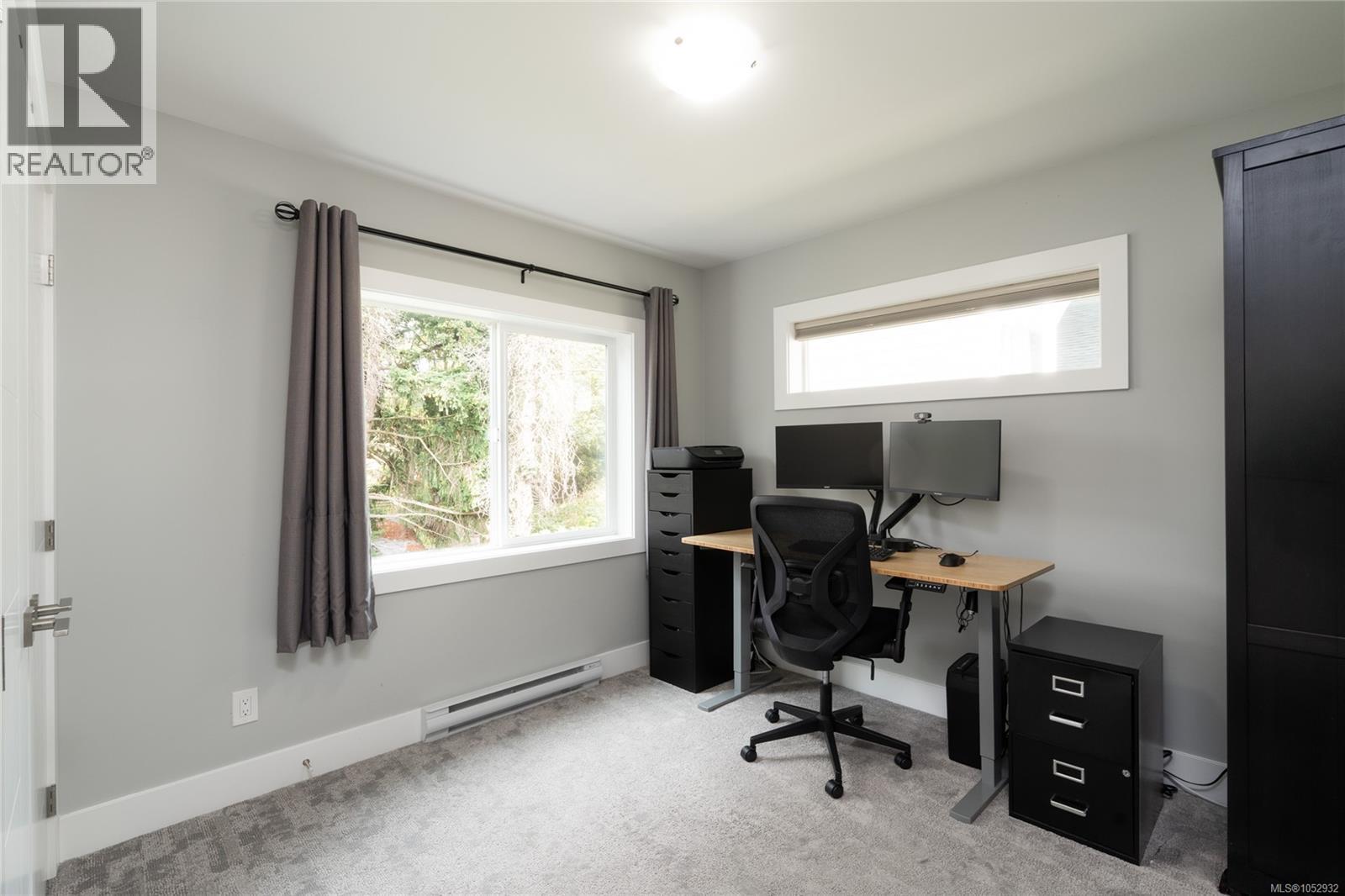 2 3031 Jackson St, Victoria - Image 1