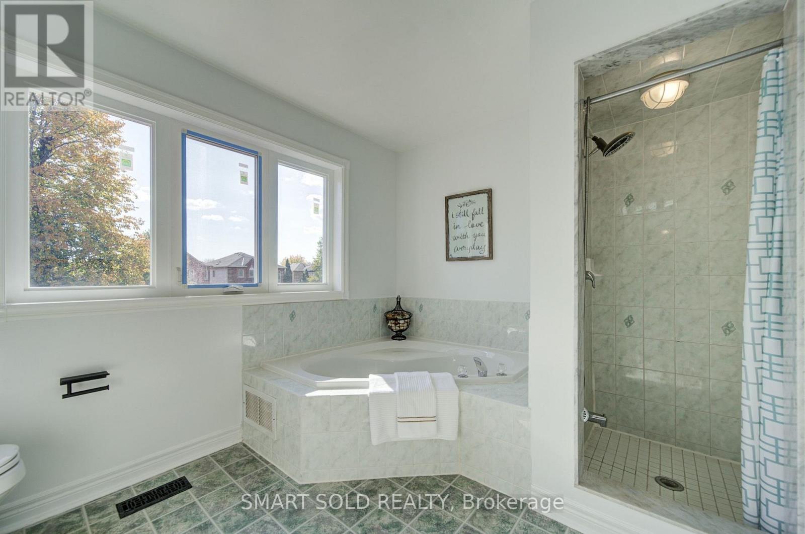 32 Brockman Crescent, Ajax, ON photo 28