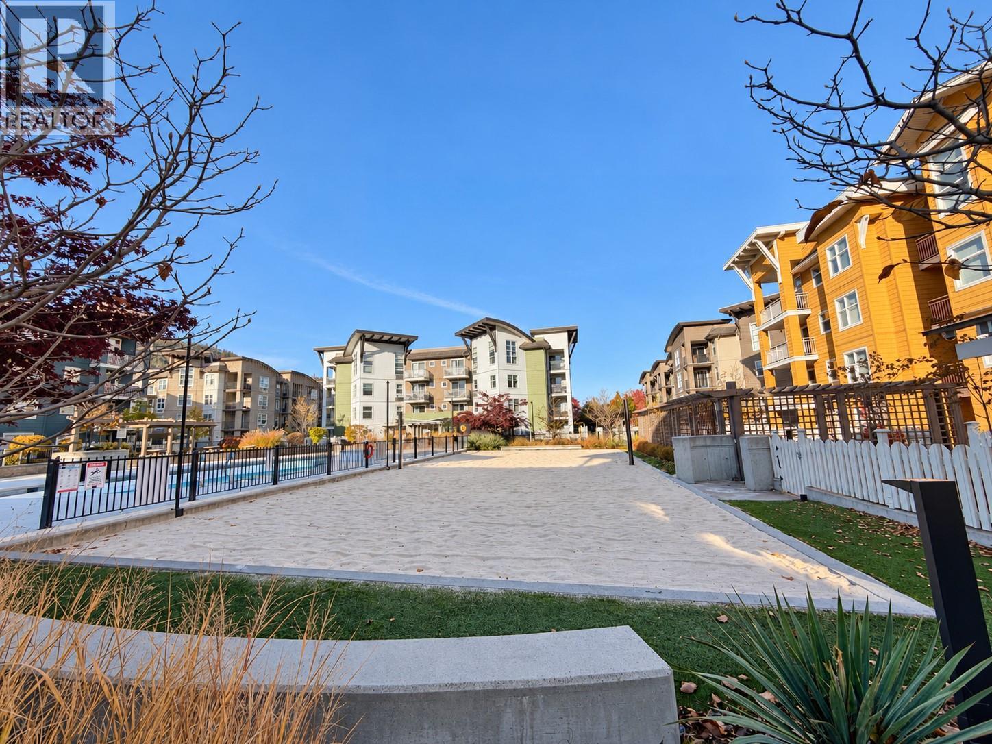 301 563 Yates Road, Kelowna