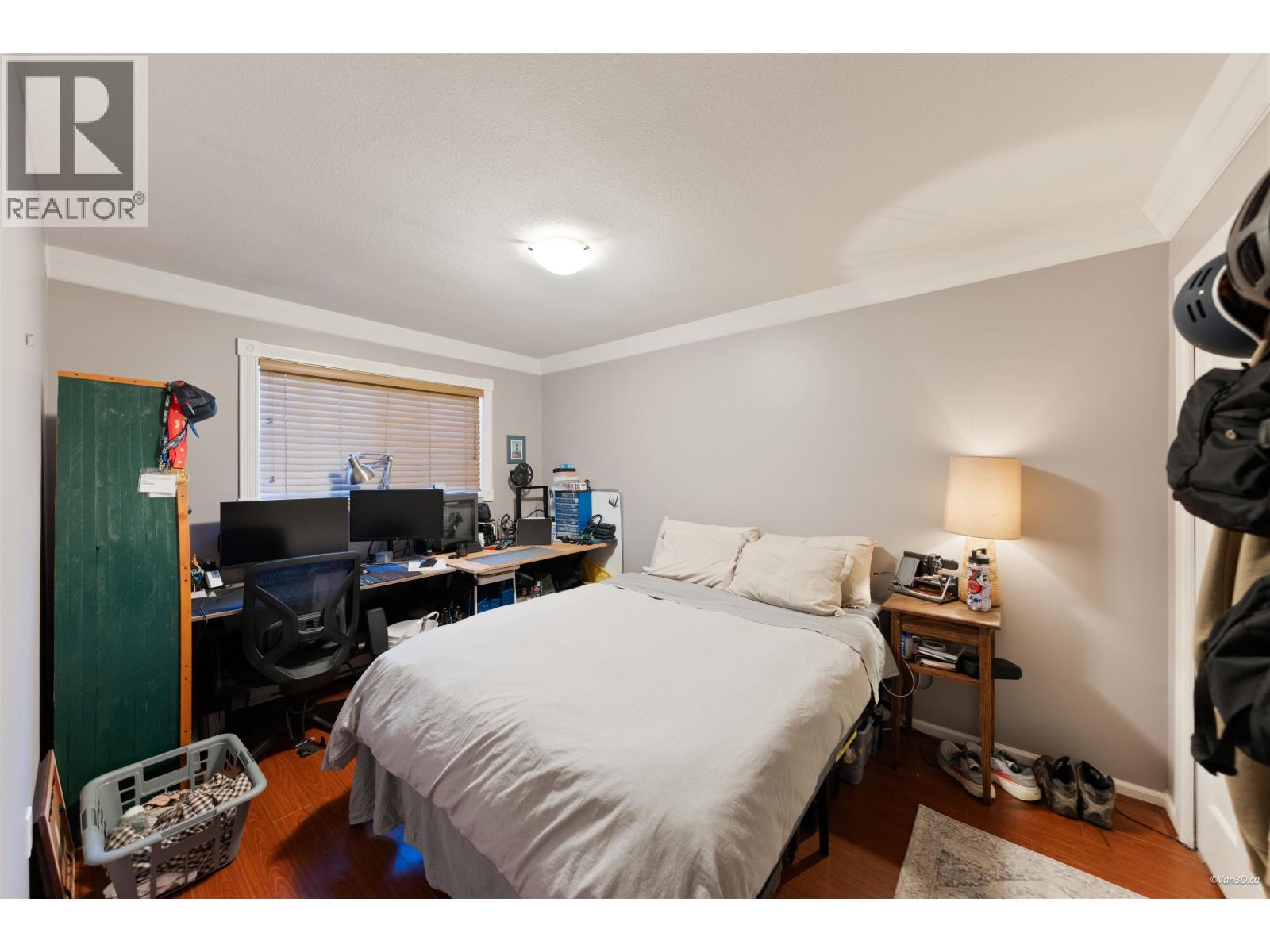 195 W 17TH AVENUE, Vancouver - Image 1