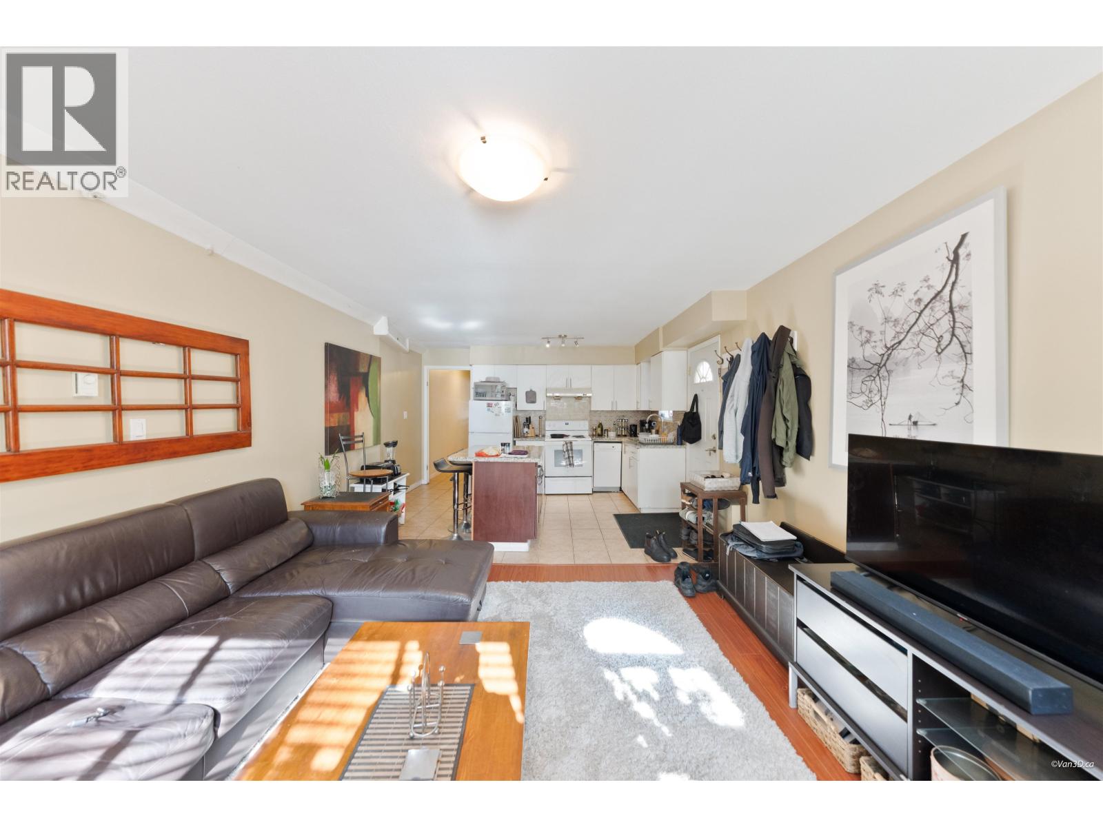 195 W 17TH AVENUE, Vancouver - Image 1