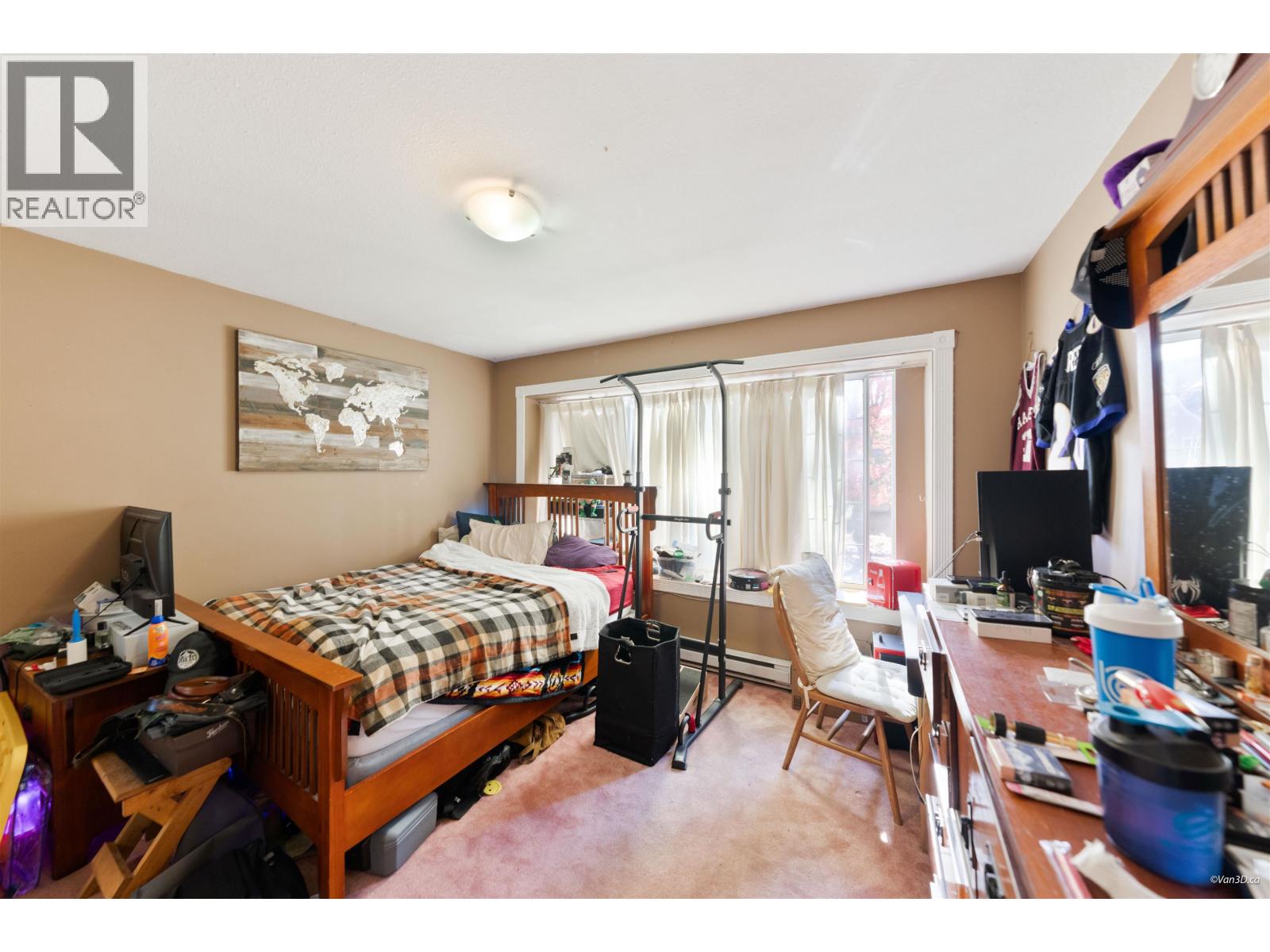 195 W 17TH AVENUE, Vancouver - Image 1