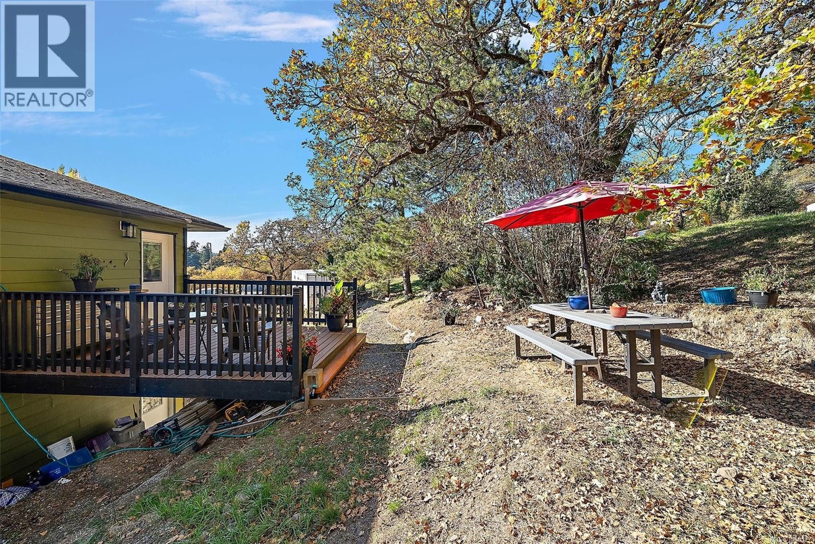1321 Prillaman Ave, Saanich - Image 1