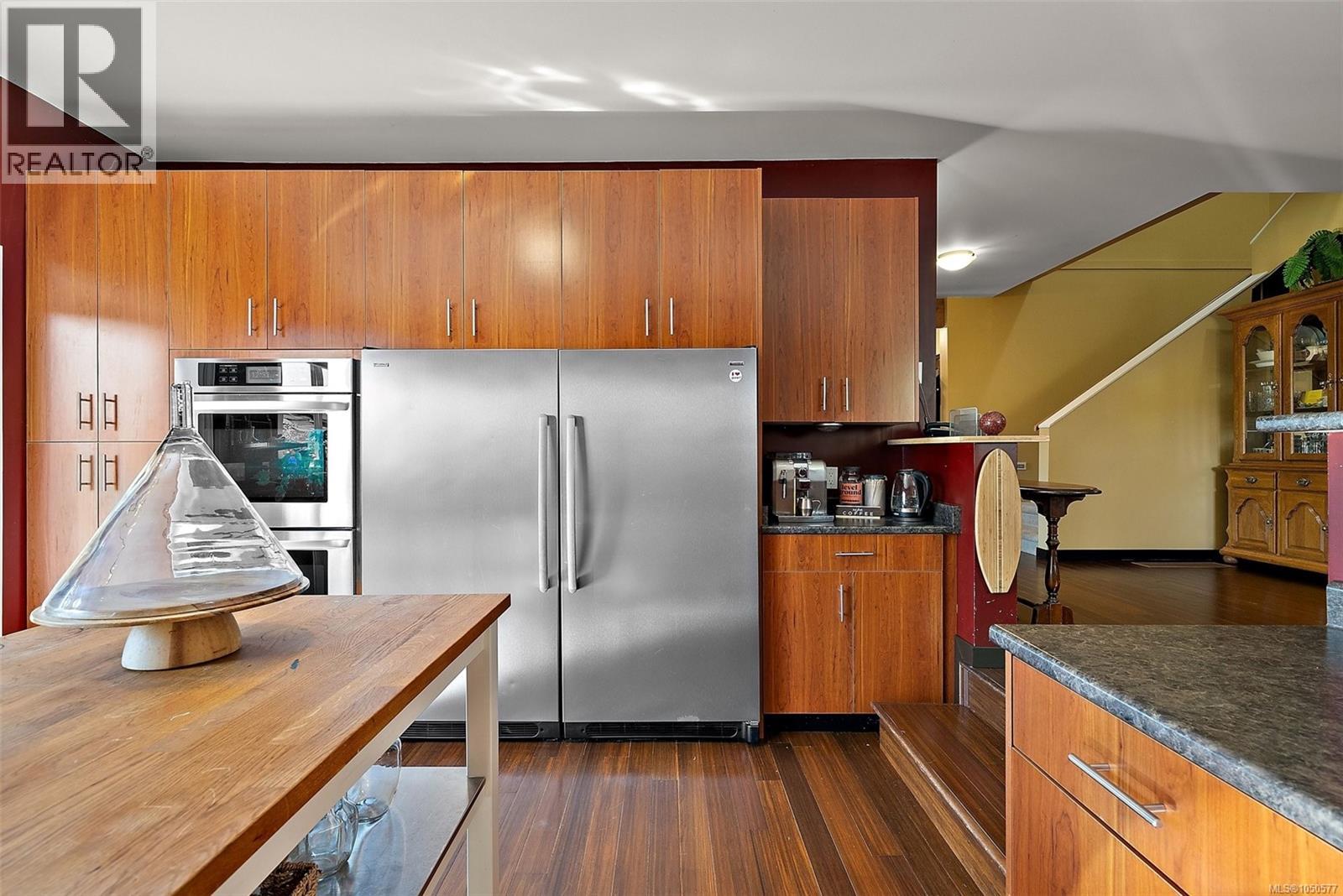 1321 Prillaman Ave, Saanich - Image 1