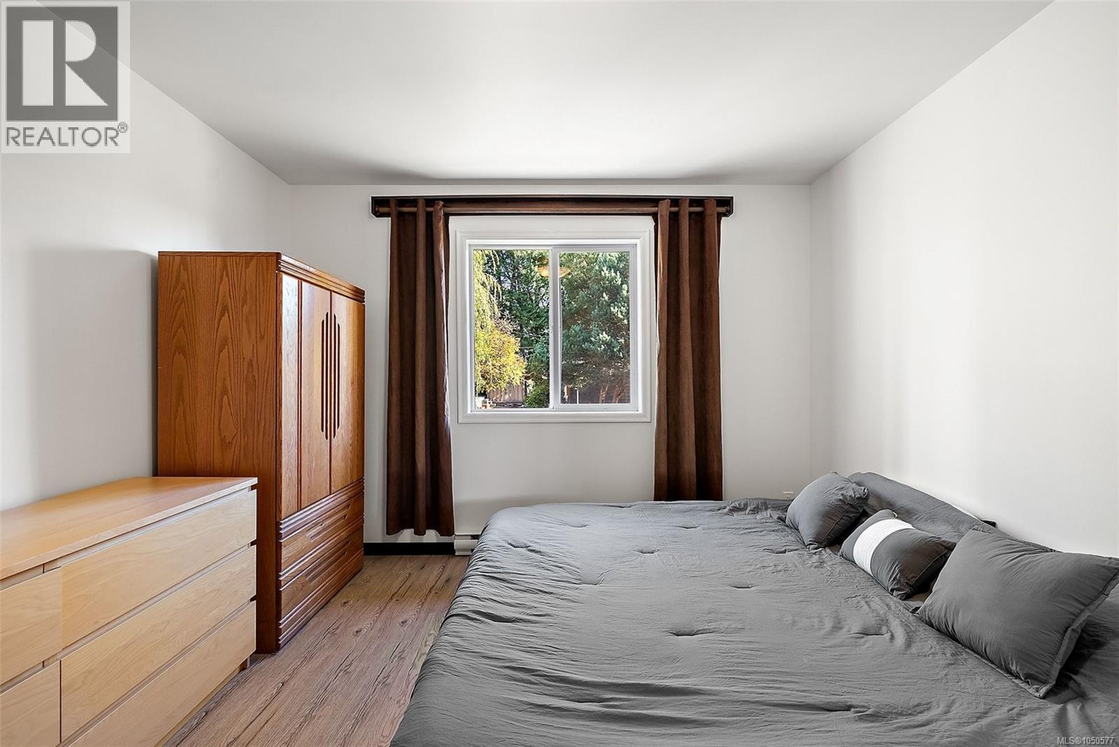 1321 Prillaman Ave, Saanich - Image 1