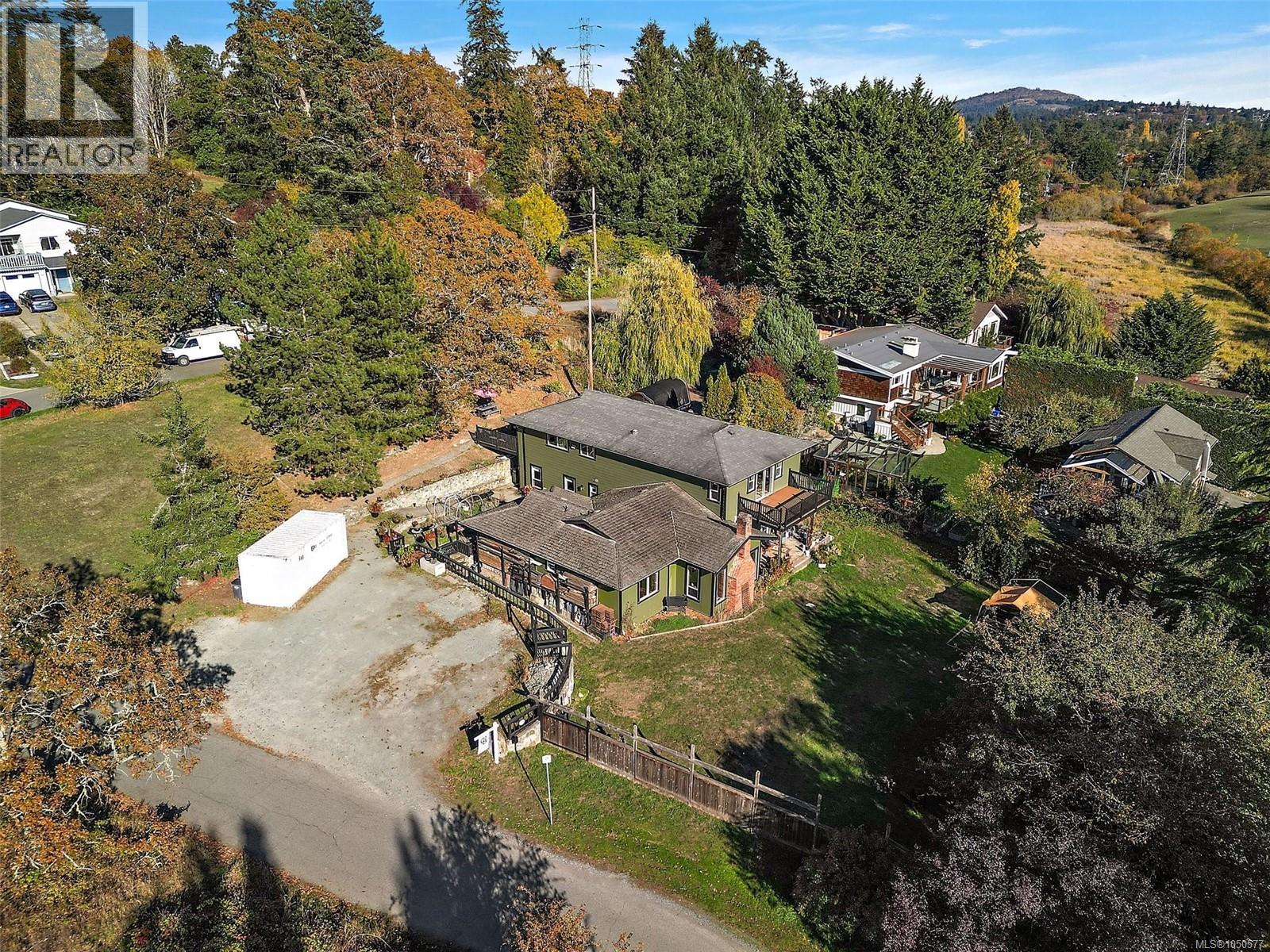 1321 Prillaman Ave, Saanich - Image 1