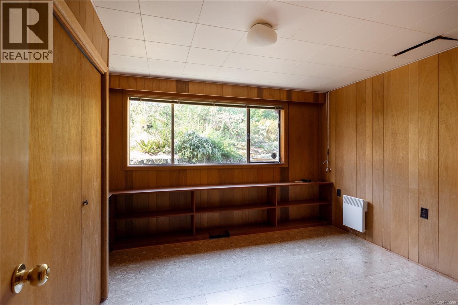 3190 EXETER Rd, Oak Bay - Image 1
