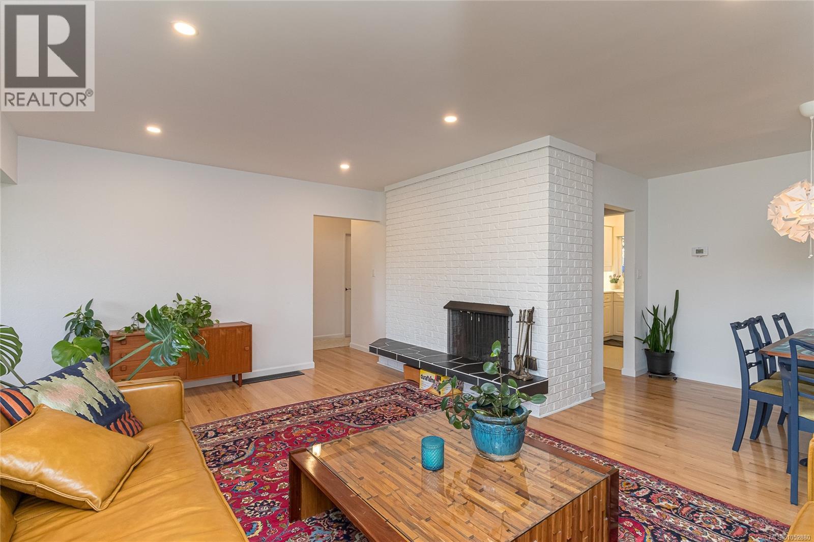 1287 Filmer Rd, Saanich - Image 1