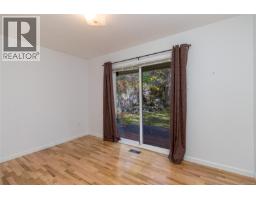 1287 Filmer Rd, Saanich, BC V8P1W5 Photo 29