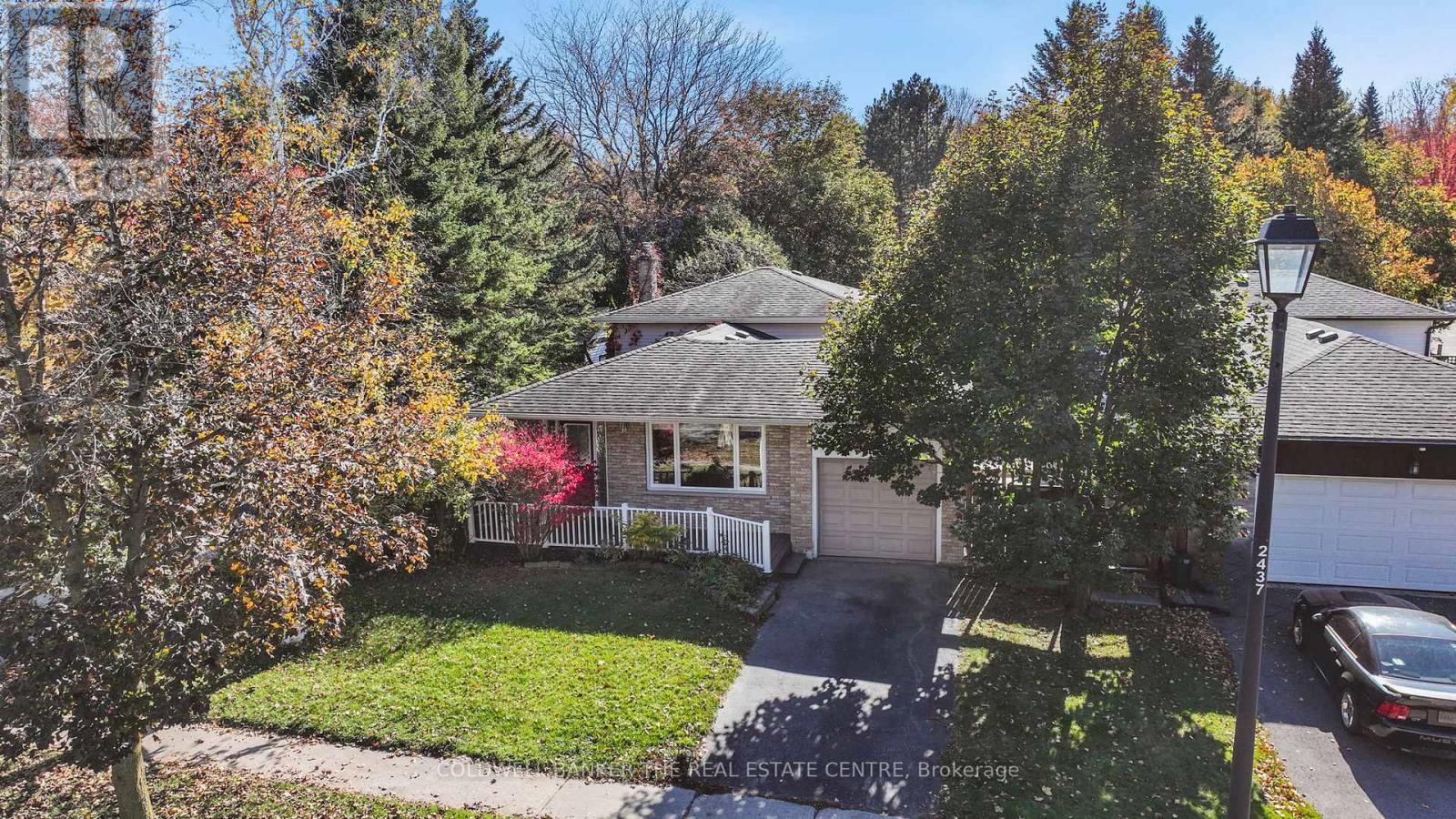 836 ELGIN STREET - 1