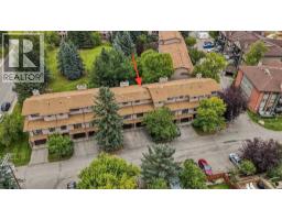 52 Canterbury Gardens Sw, Calgary, AB T2W2S9 Photo 31