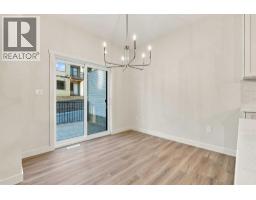 111 Heritage Manor, Cochrane, AB T4C3K8 Photo 14