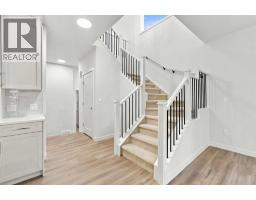 111 Heritage Manor, Cochrane, AB T4C3K8 Photo 19