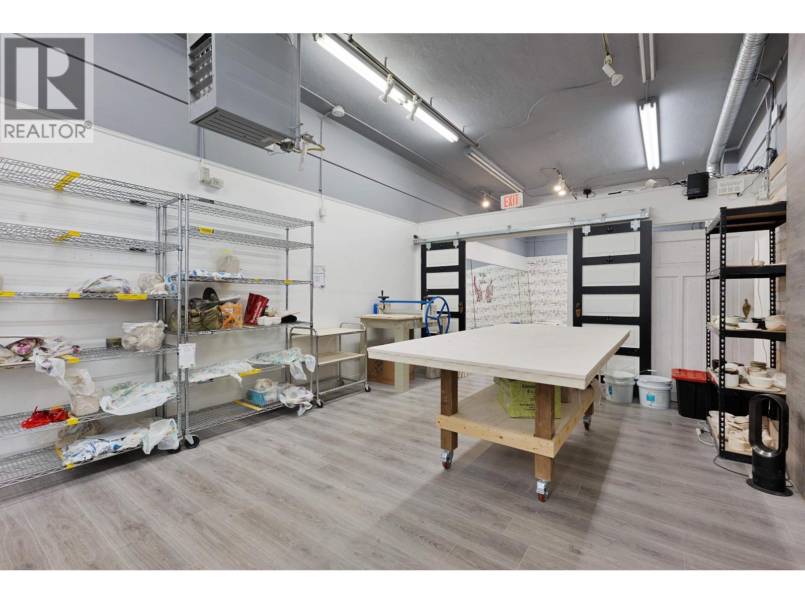 665 COLUMBIA STREET, New Westminster - Image 1