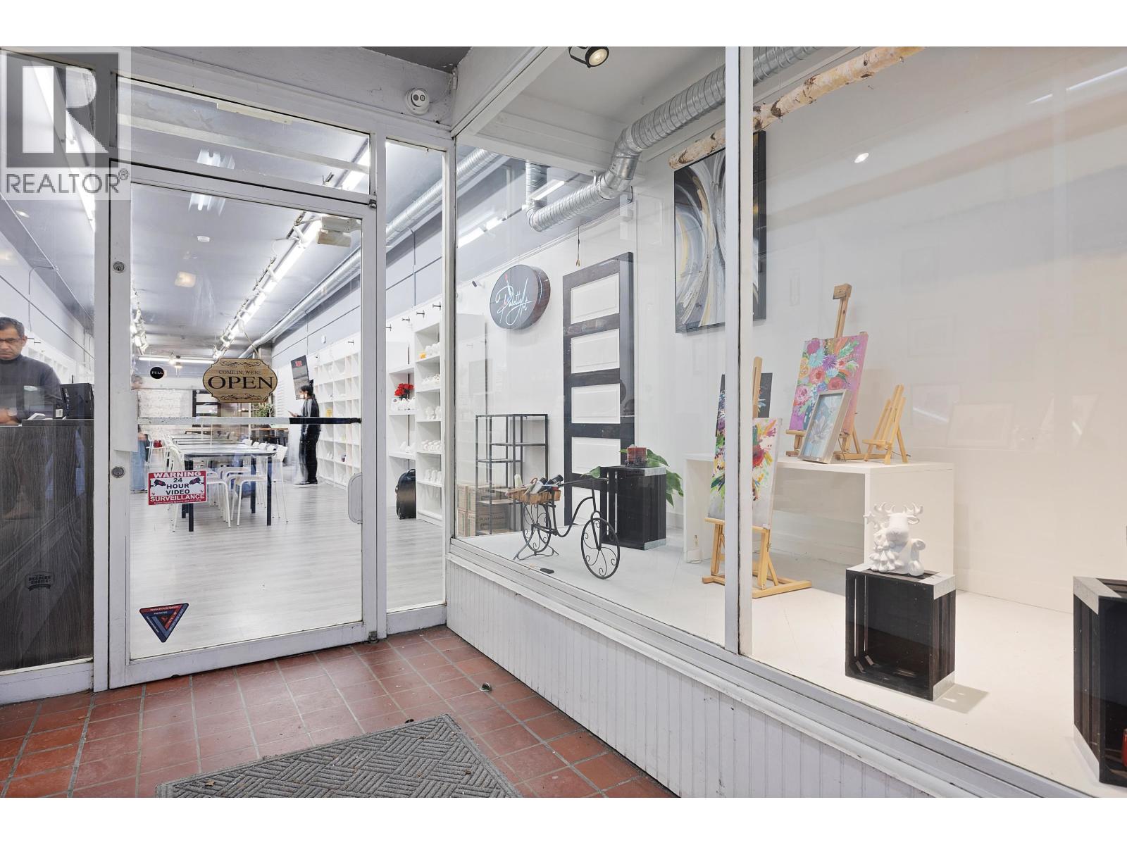 665 COLUMBIA STREET, New Westminster - Image 1