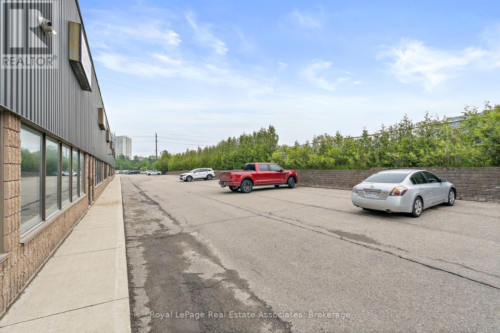 8 - 150 ARMSTRONG AVENUE, Halton Hills (Georgetown) — photo 4