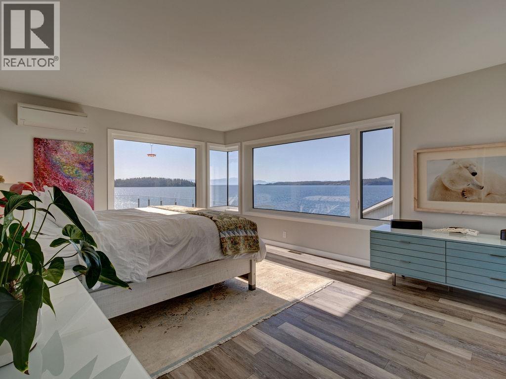 8327 REDROOFFS ROAD, Sechelt - Image 1