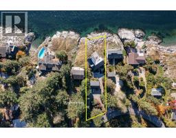 8327 Redrooffs Road, Sechelt, BC V7Z1E4 Photo 35
