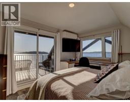 8327 Redrooffs Road, Sechelt, BC V7Z1E4 Photo 24
