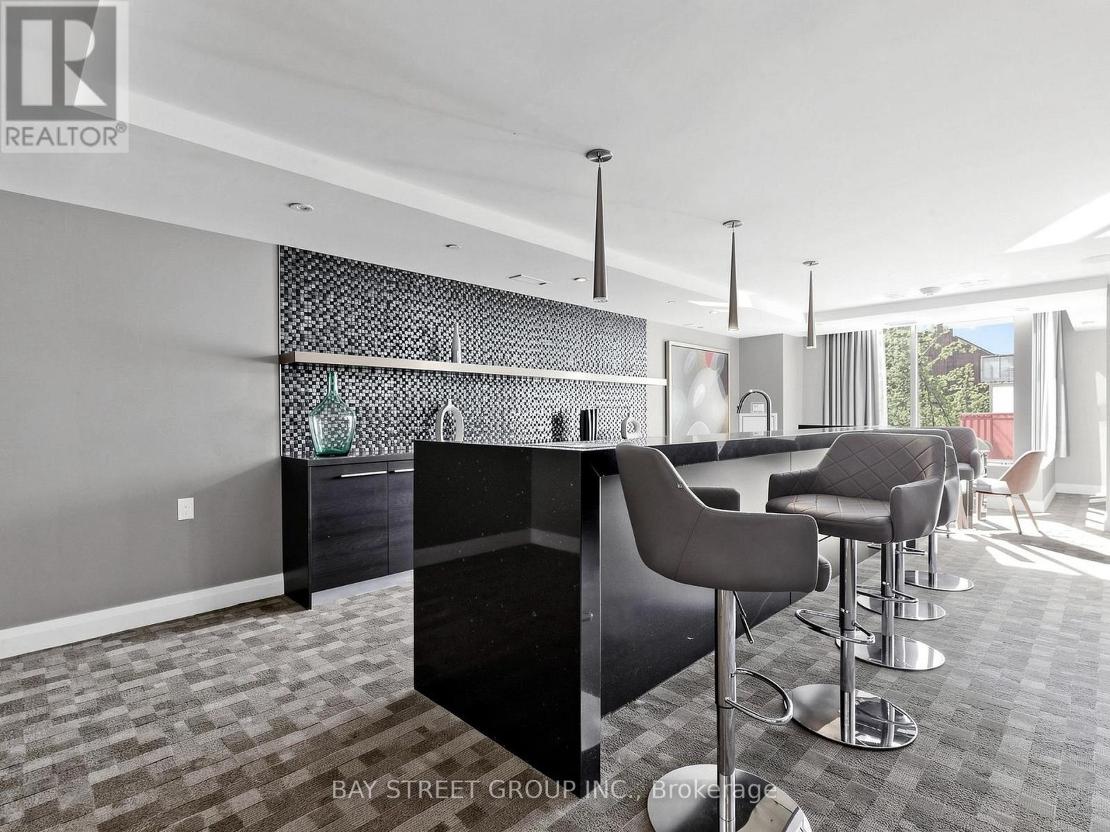 #1118 525 ADELAIDE STREET W - 29