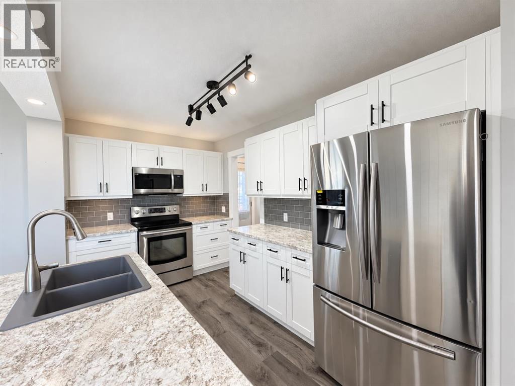 4220 7 Avenue, Edson — photo 11