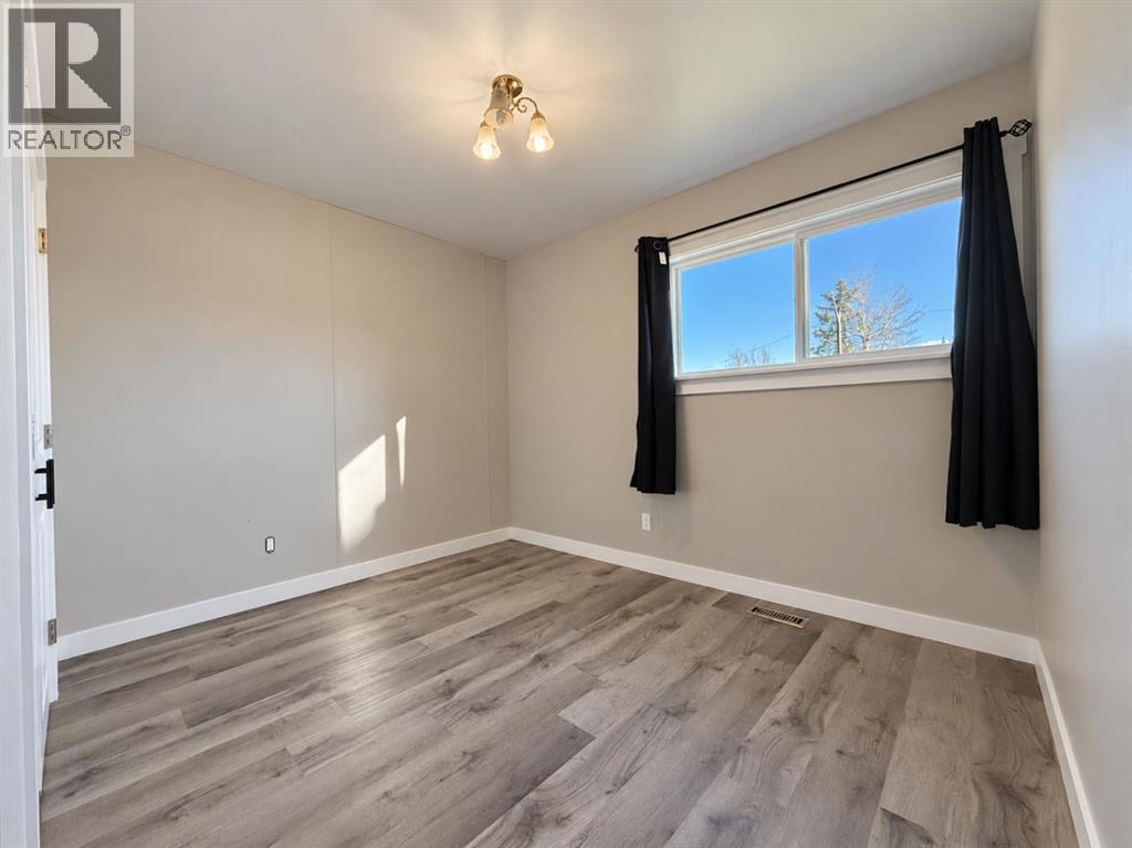 4220 7 Avenue, Edson — photo 26
