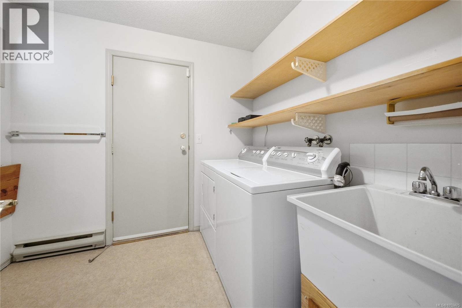 5185 Coach House Dr, Nanaimo - Image 1
