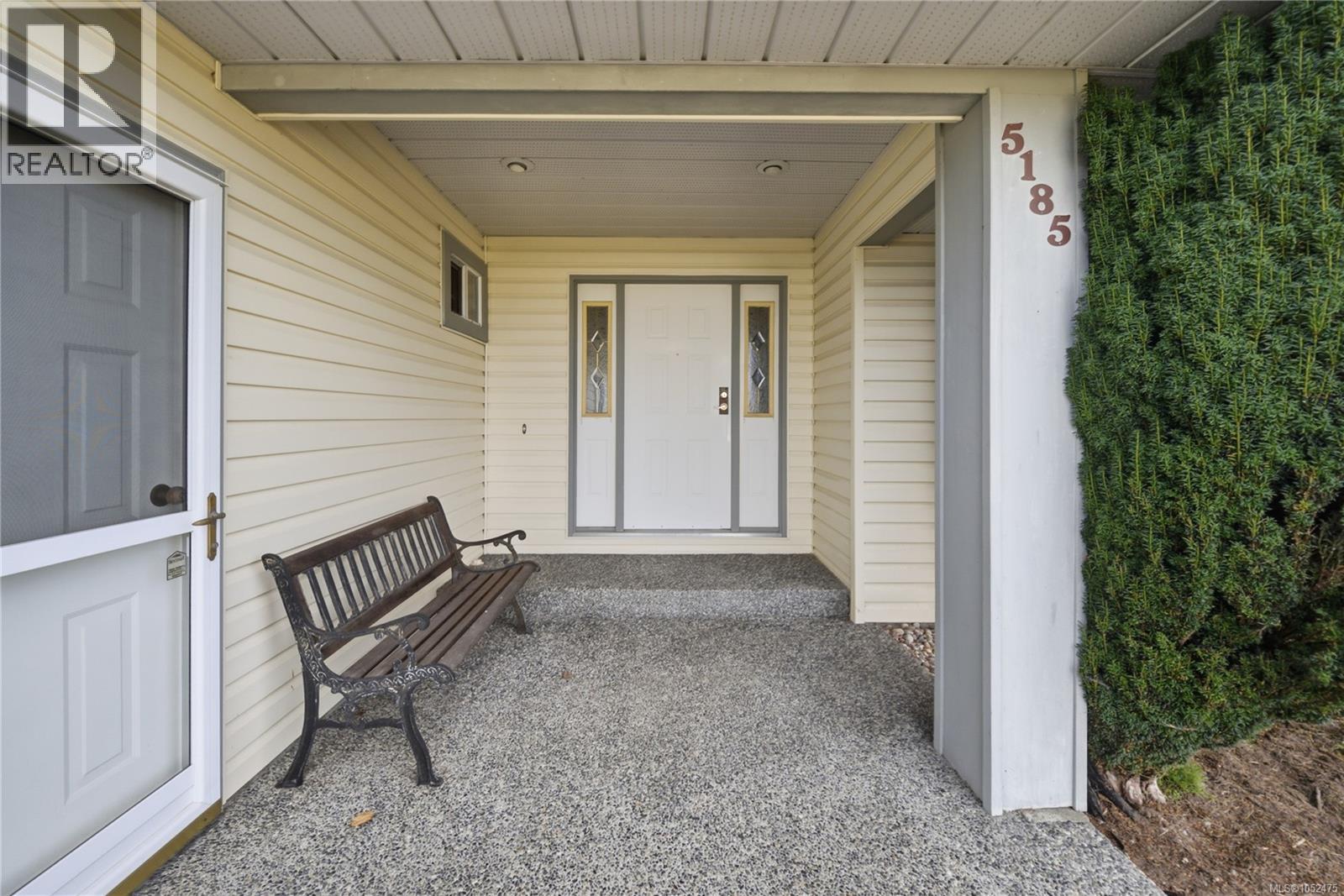 5185 Coach House Dr, Nanaimo - Image 1