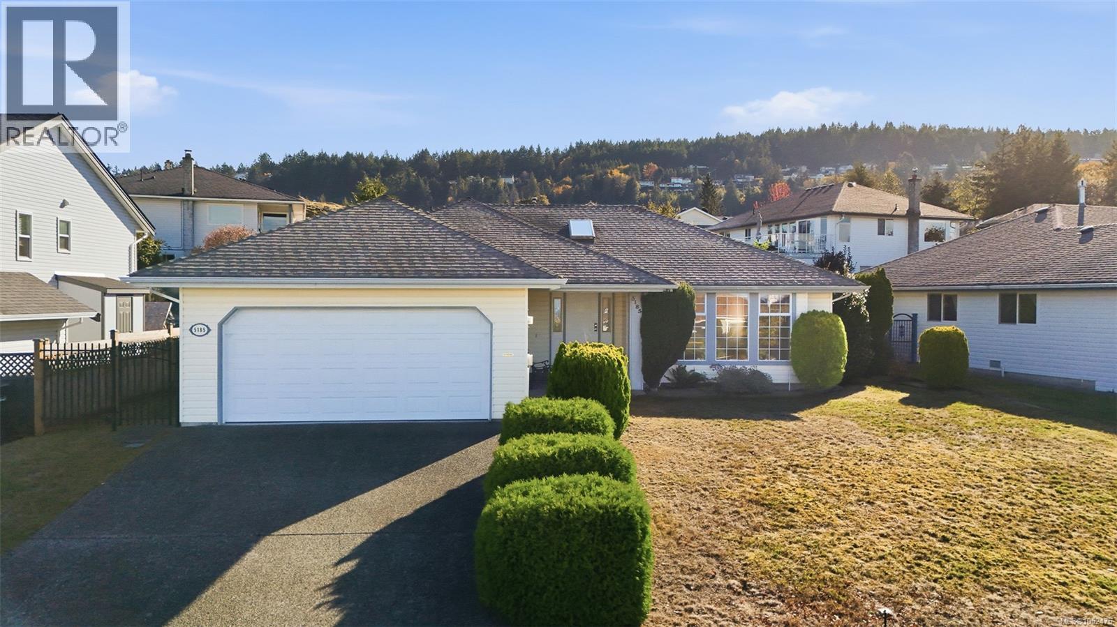 5185 Coach House Dr, Nanaimo - Image 1