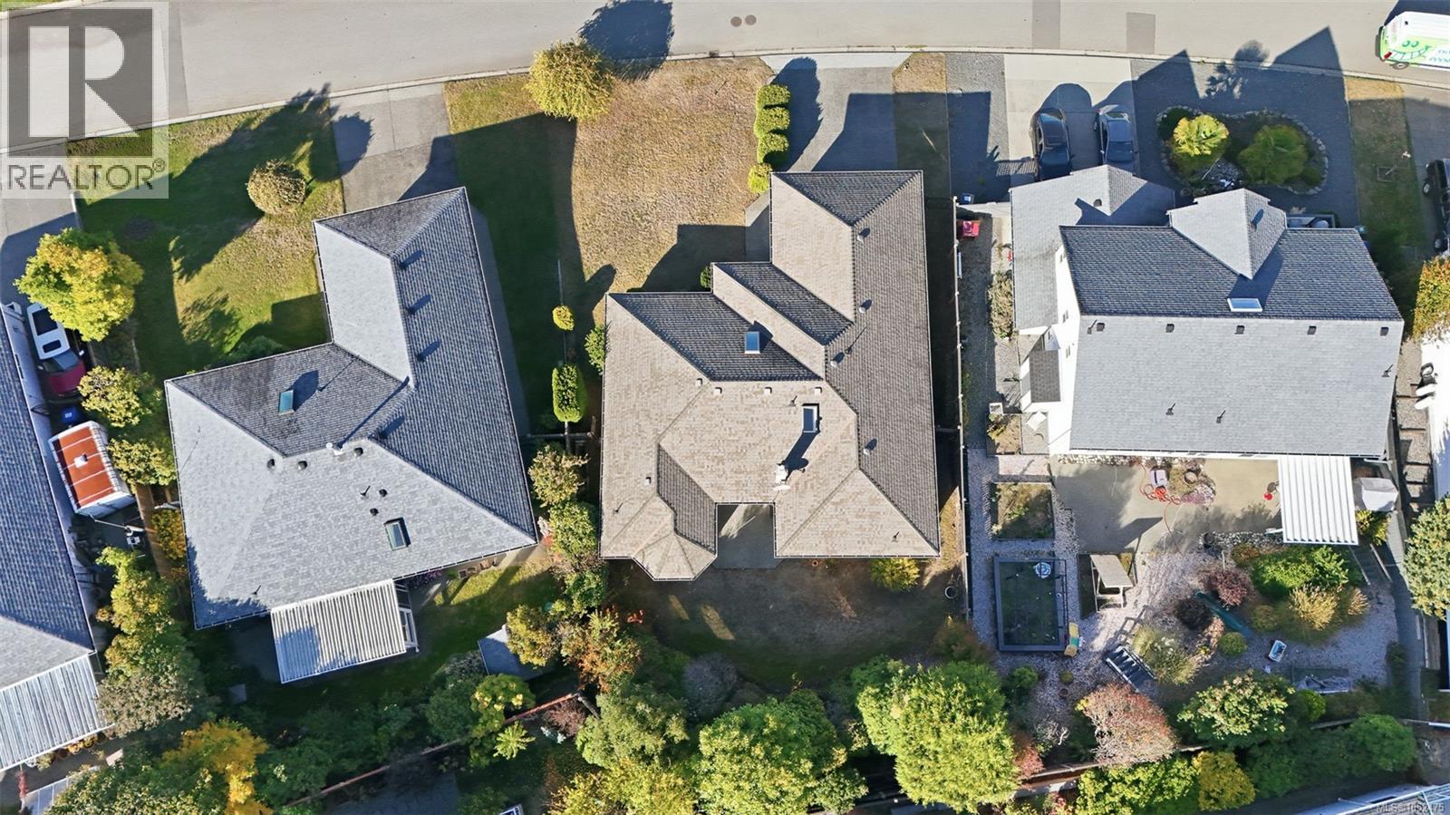 5185 Coach House Dr, Nanaimo - Image 1