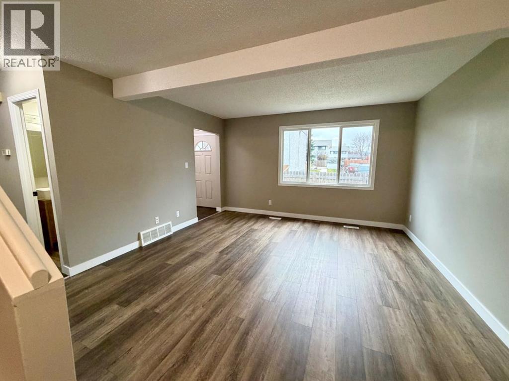 29, 110 Tamarack Avenue, Hinton — photo 8