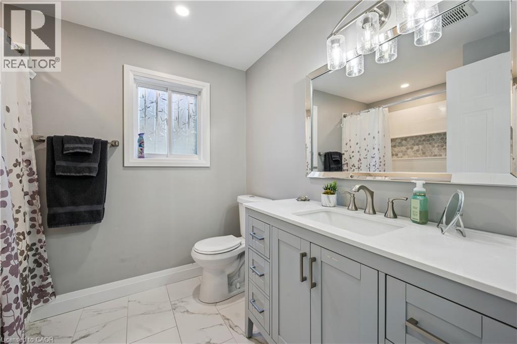 7 KROEGER Crescent - 19
