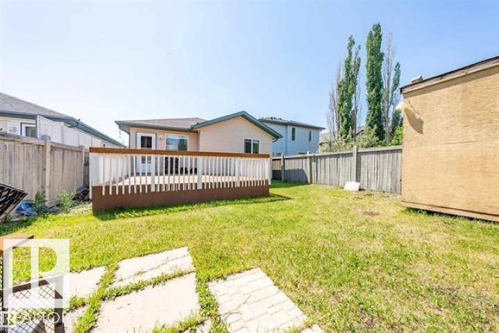 3312 27 ave NW, Edmonton — photo 20