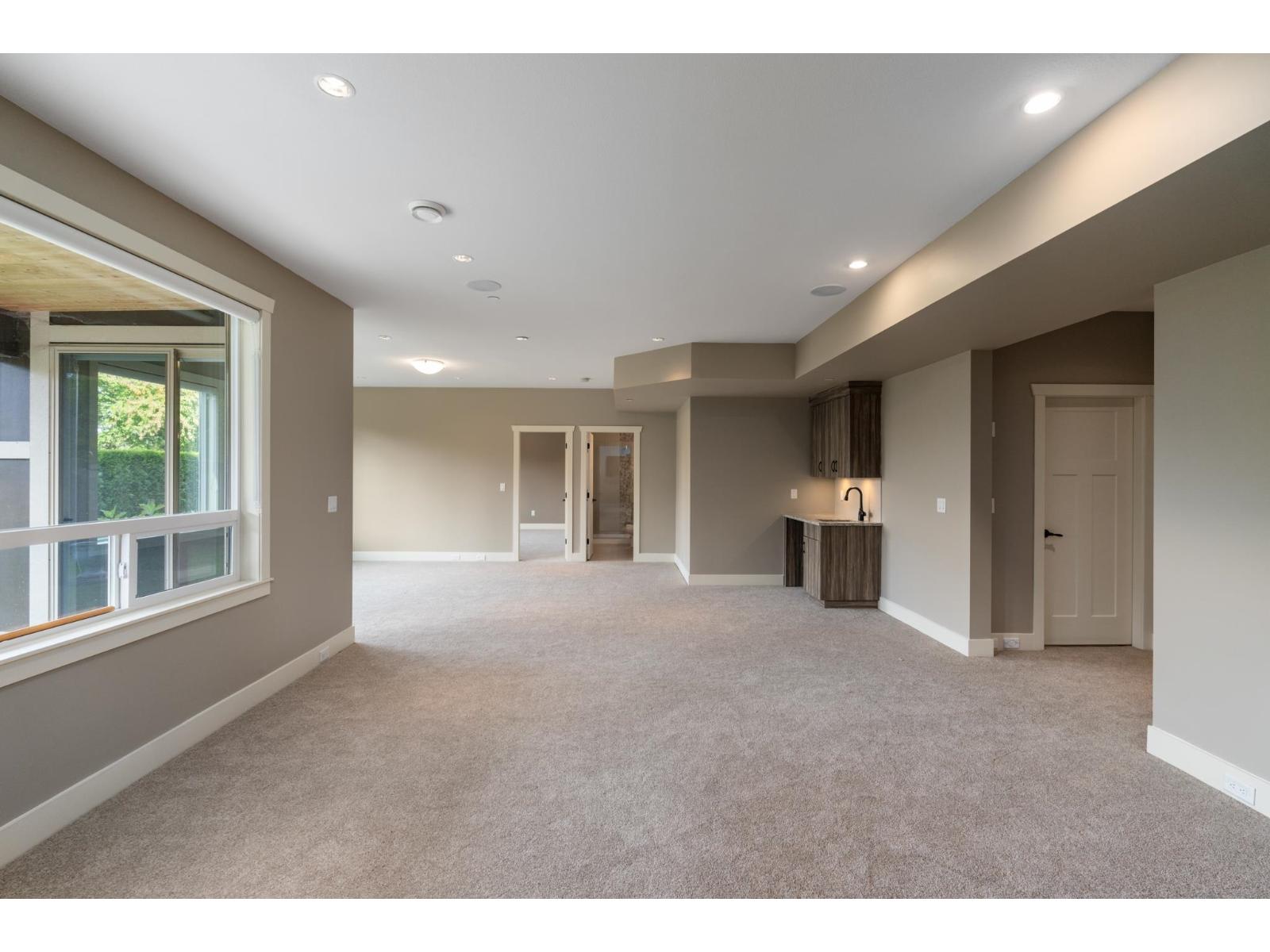 1 24455 61 AVENUE, Langley - Image 1