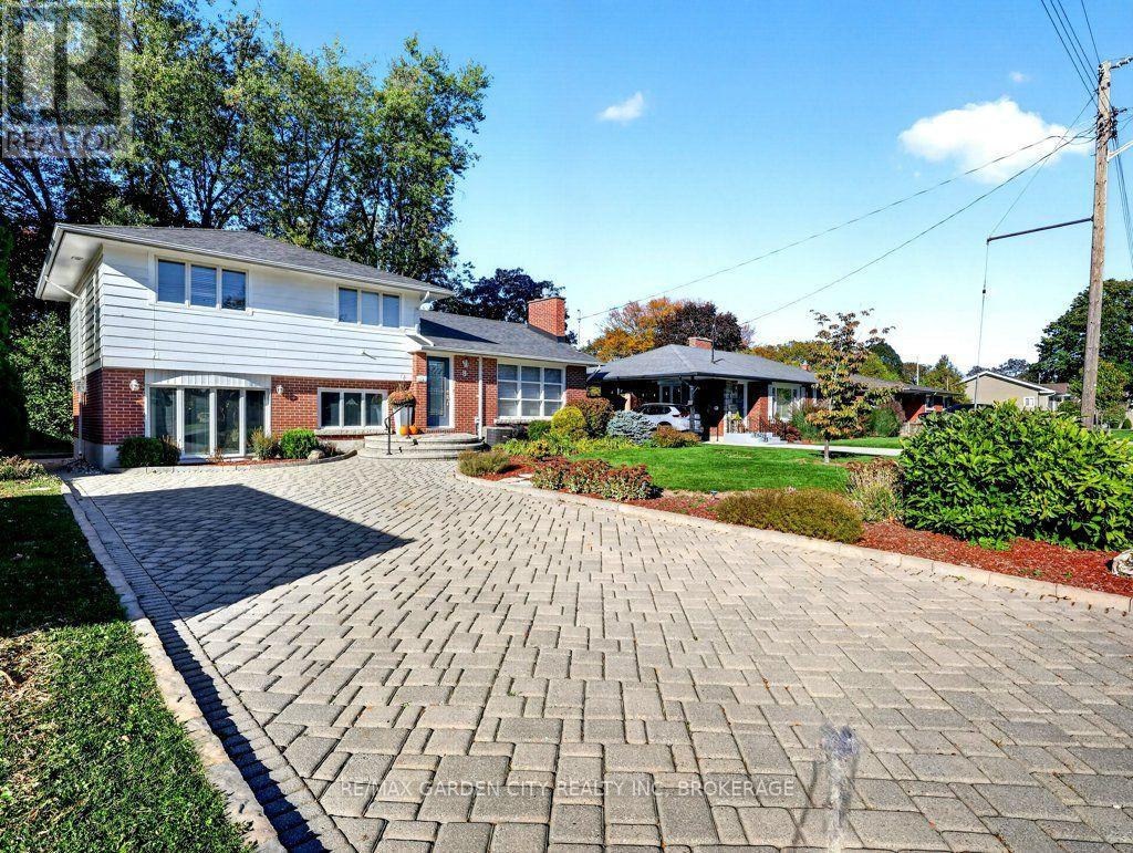 8 AGAR DRIVE, St. Catharines (Vine/Linwell) — photo 5