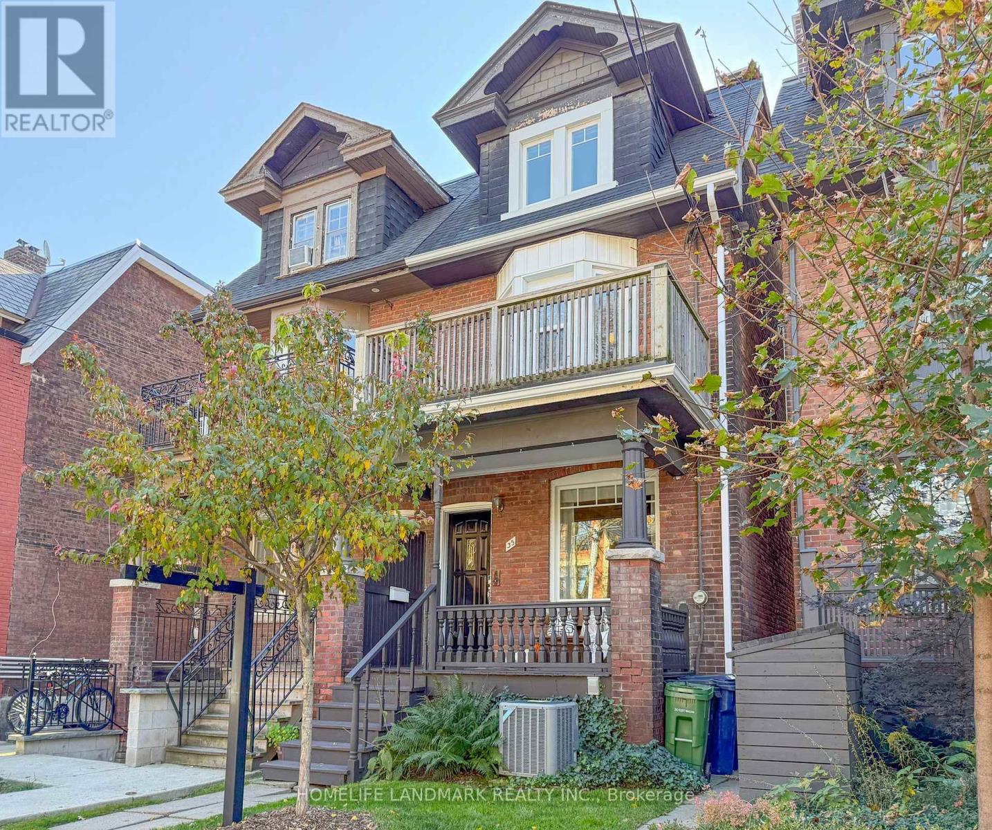 35 DUPONT STREET, Toronto (Annex)
