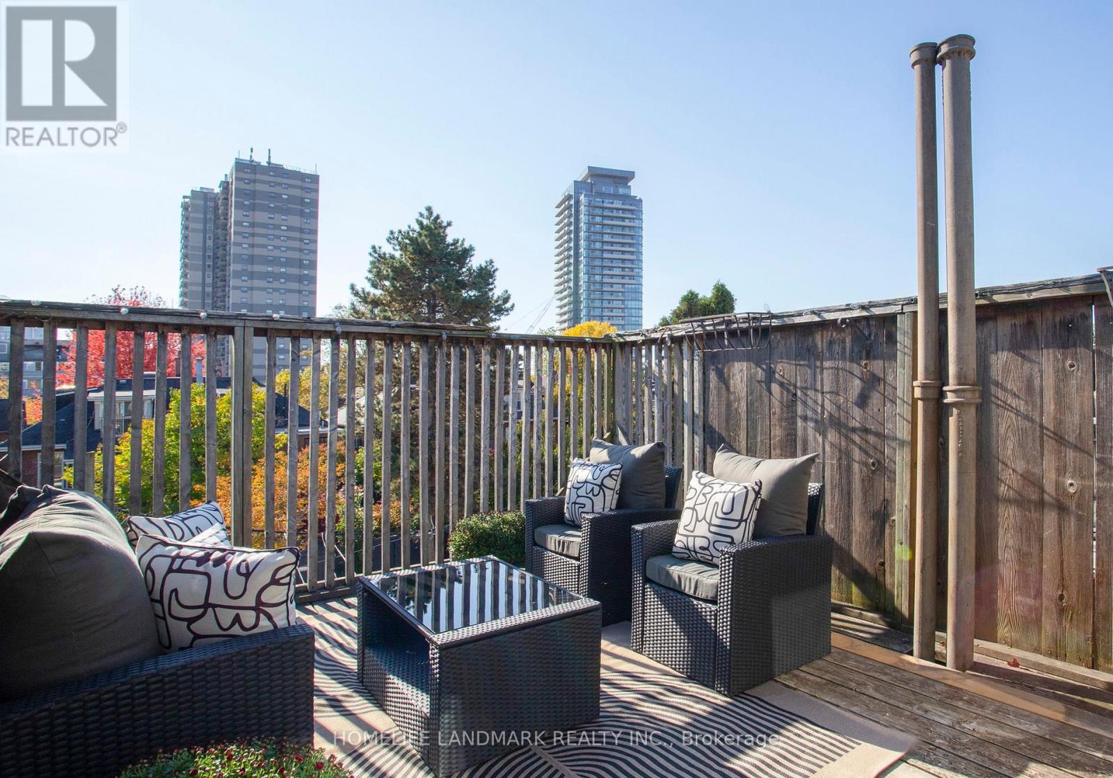 35 Dupont Street, Toronto, ON photo 36