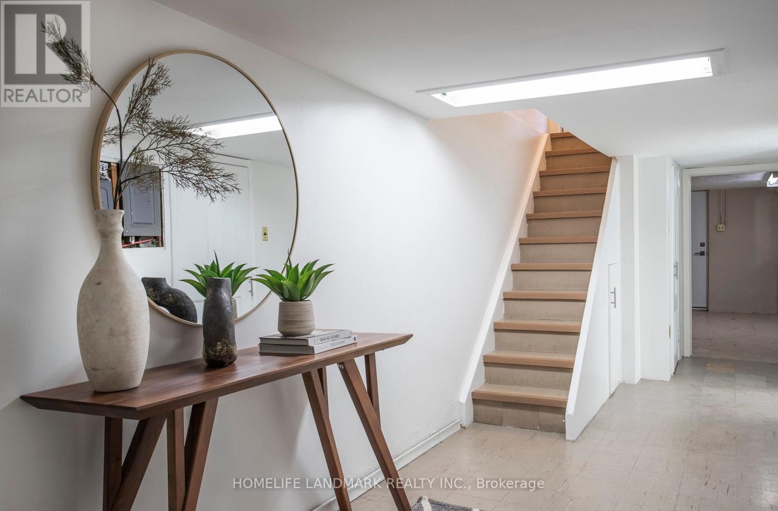 35 Dupont Street, Toronto, ON photo 38