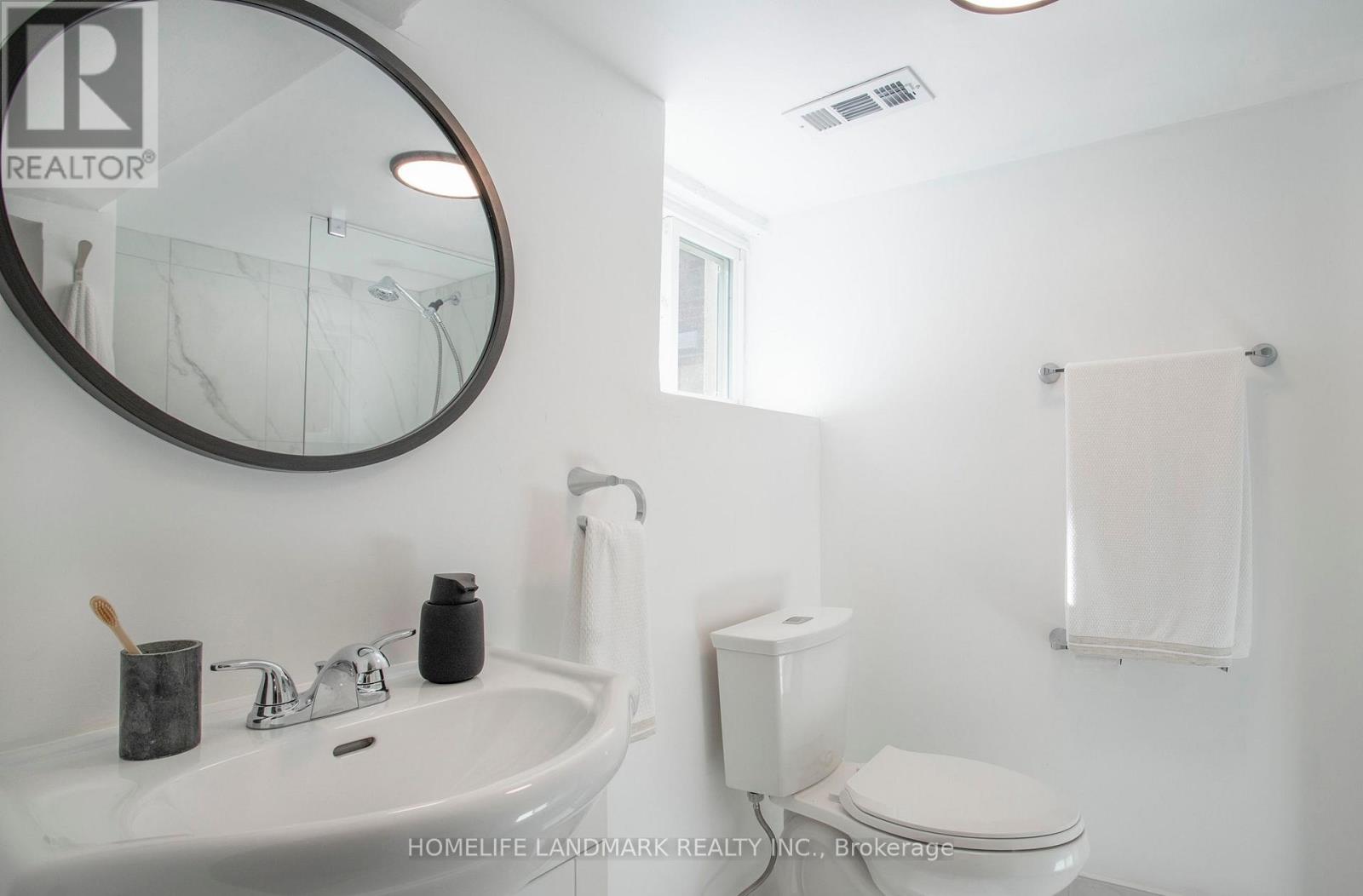 35 Dupont Street, Toronto, ON photo 39